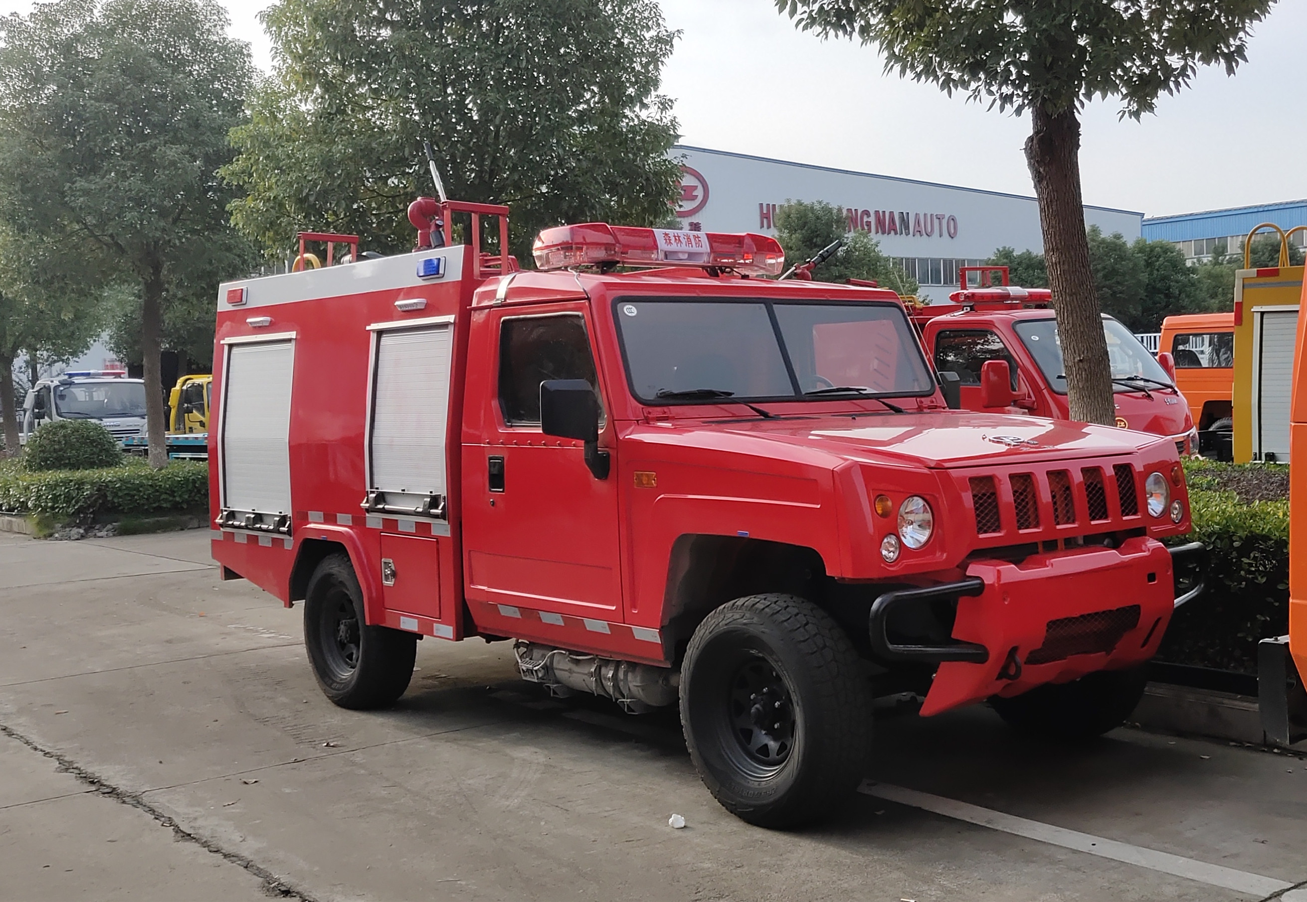 四驱消防车